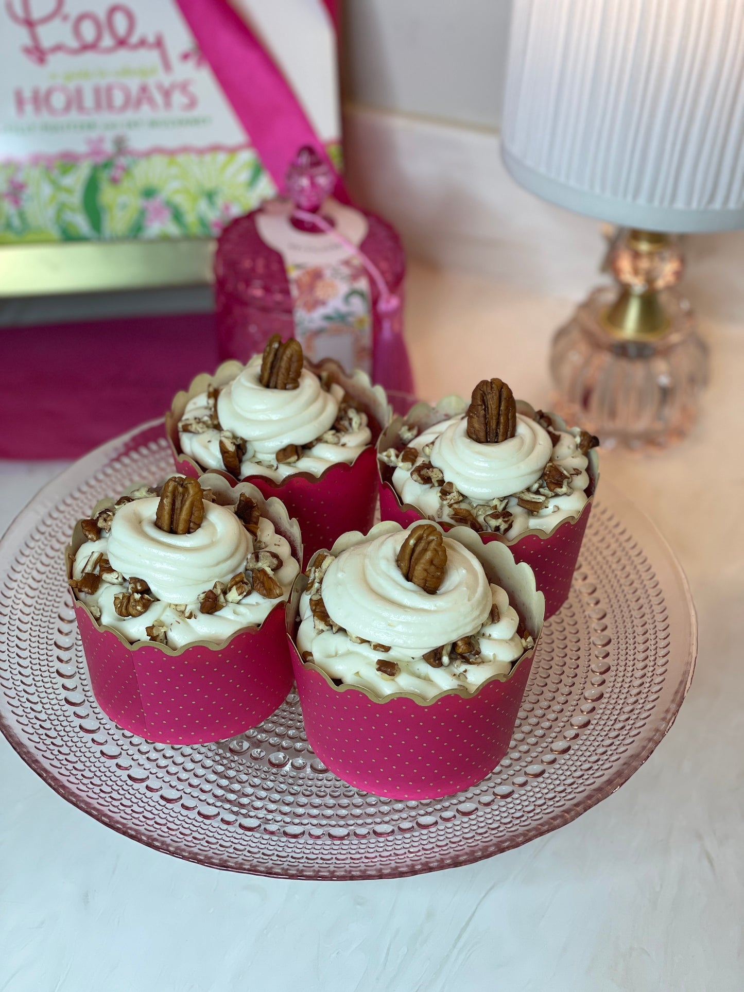 Mini Cakes-(Serves 1-4 guests)